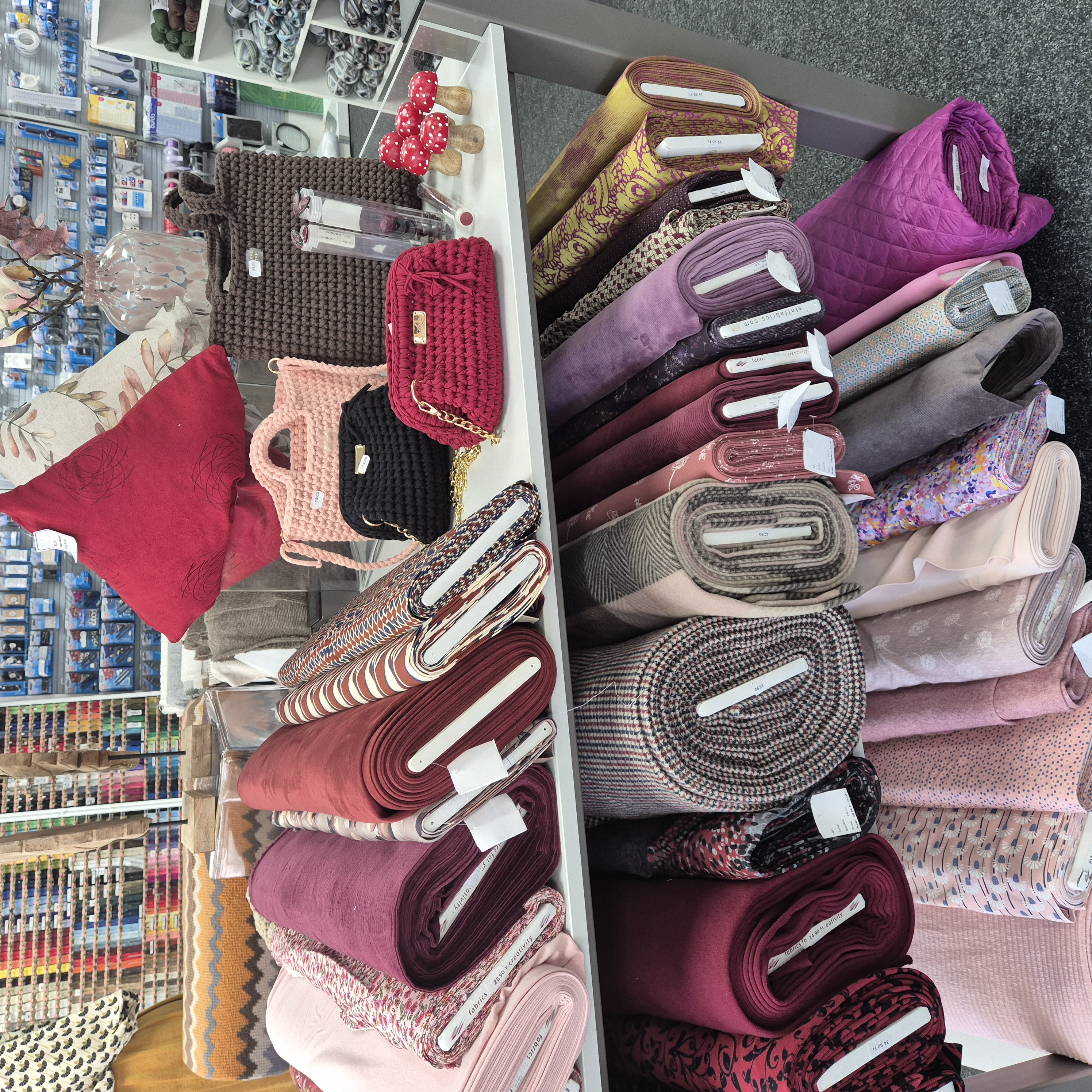 Stoffe zum Wohlfühlen - Atelier mit ausgewählten Stoffen